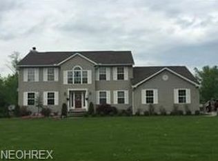 6584 New Castle Rd, Lowellville, OH 44436