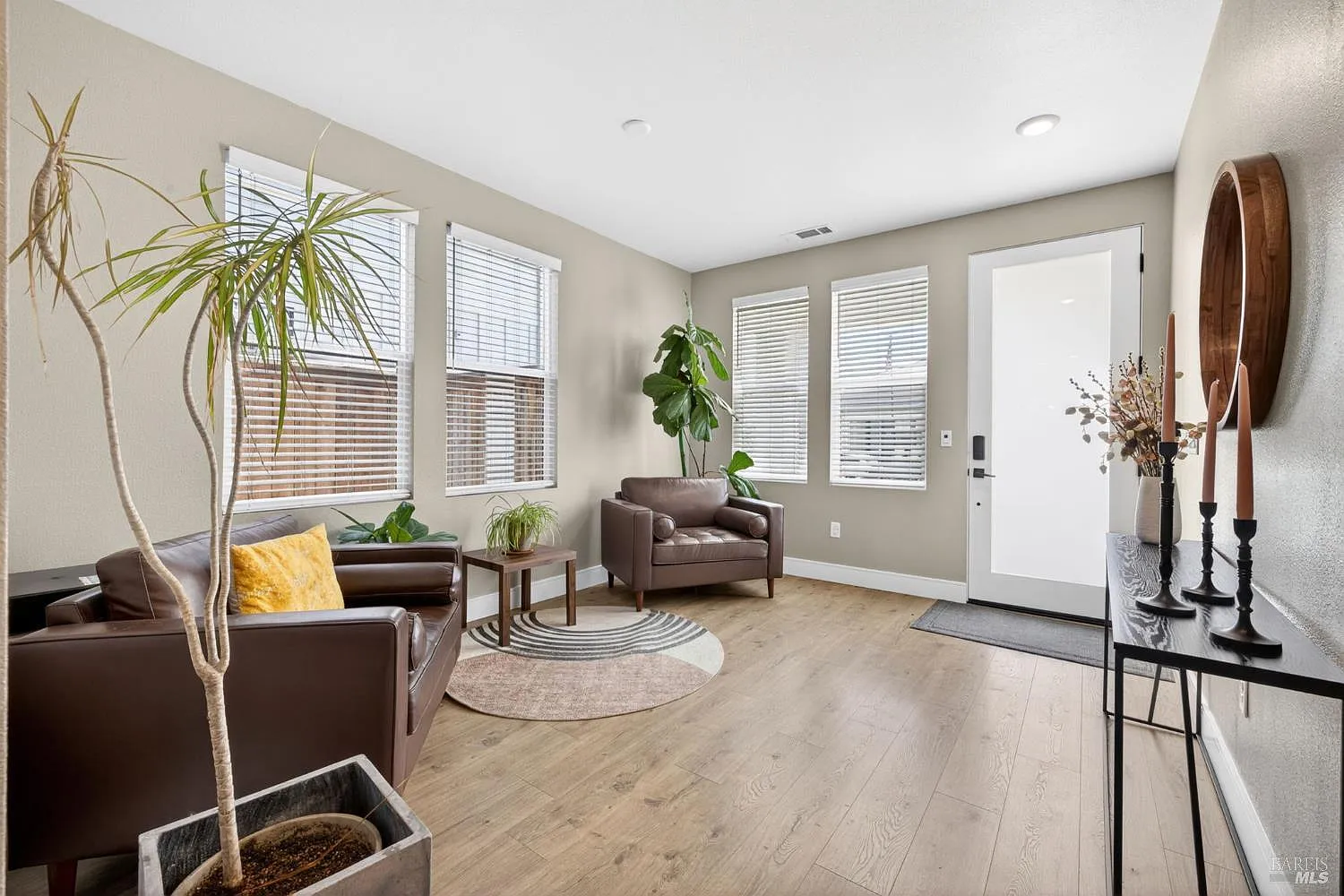 2215 - 2217 Versaro Drive - Photo 5