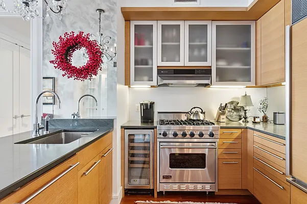 Sold by Corcoran | media 3