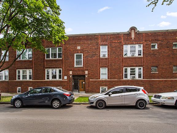 3rd image of 5353 W Belle Plaine Ave