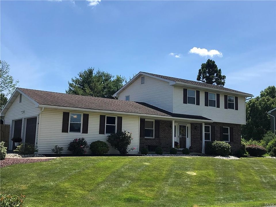 1st image of 4533 Foxtail Dr