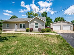 3724 E Corman St, Decatur, IL 62521