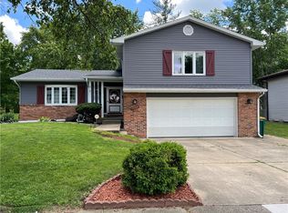 1999 W Melrose Dr, Decatur, IL 62526