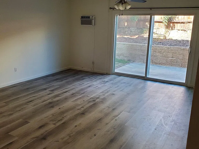 787 N Adele St #C — Photo 19