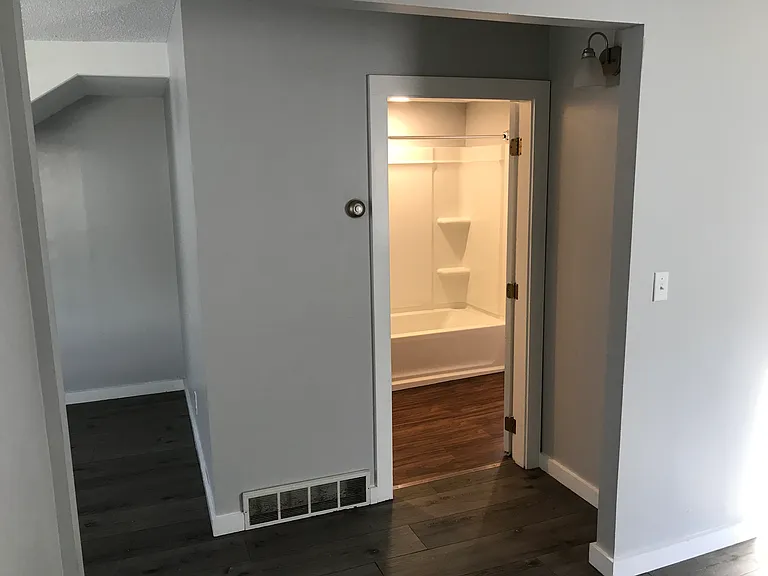 191 Madison St — Photo 2