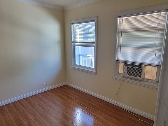 4th image of 1010 N Sierra Bonita Ave