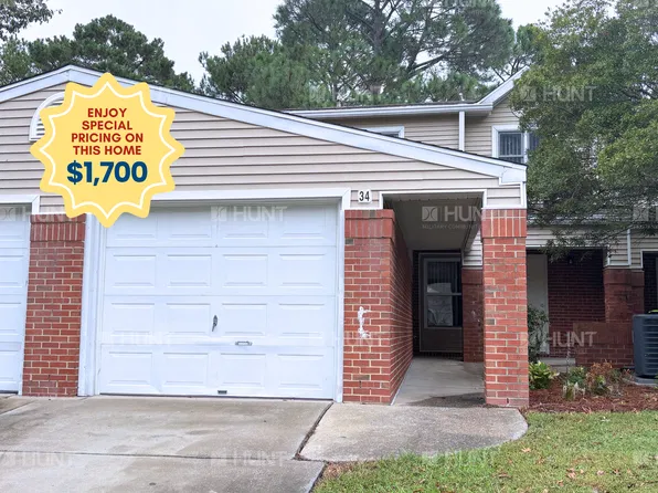 34 Bertie Rd, Havelock, NC 28532