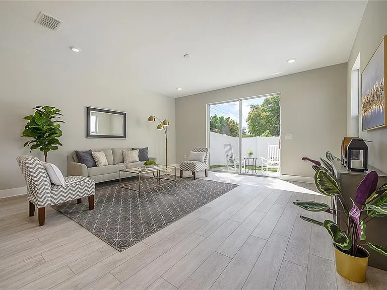 4402 W Gray St #1 — Photo 21