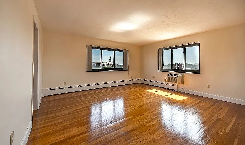 1 bed, $2,250 — Photo 2