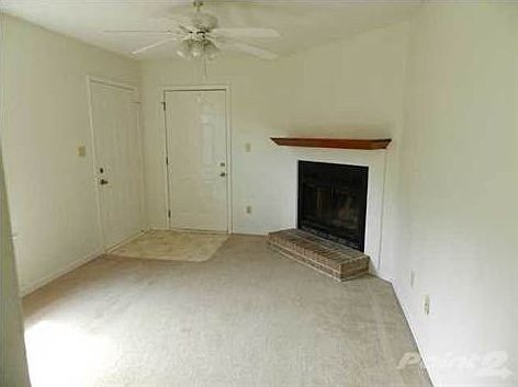 5th image of 2981 Junction Dr