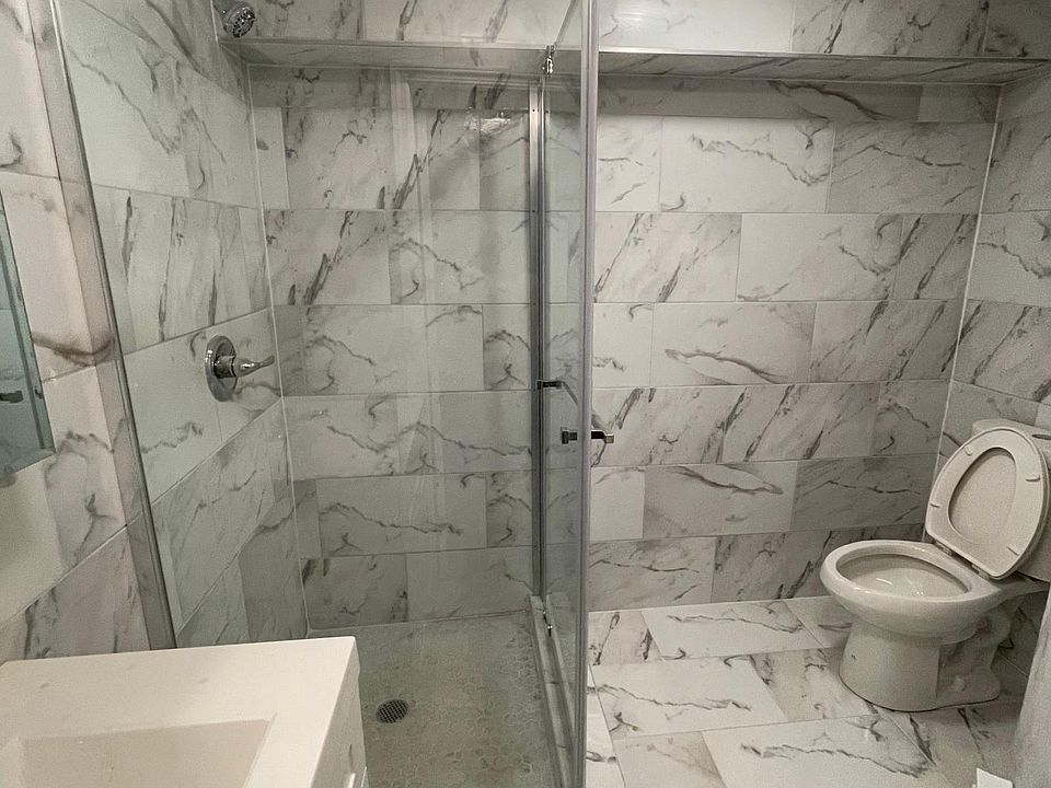 2nd image of 75 Sandalwood Dr #1