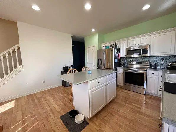 3190 Shadow Creek Blvd, Columbus, IN 47201
