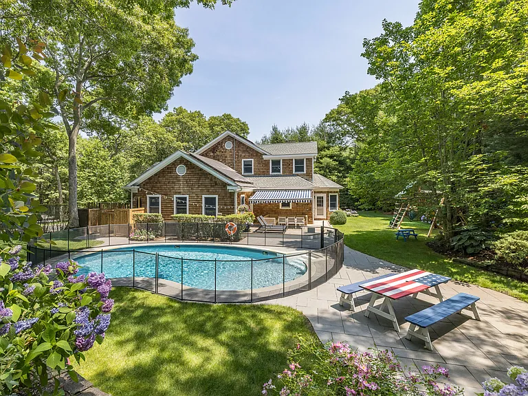 16 Ocean Pkwy — Photo 22