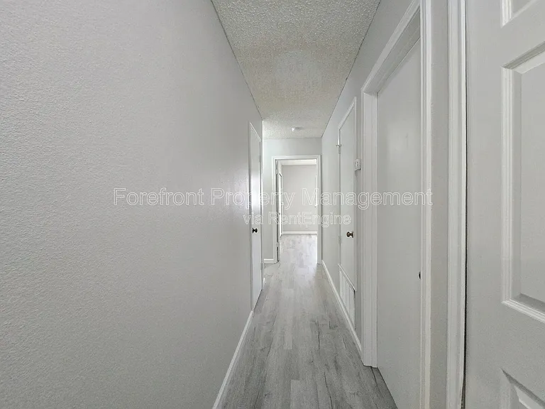 5507 Roanwood — Photo 11