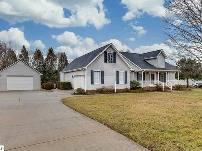 201 Pearle Brook Ln, Taylors, SC, 29687