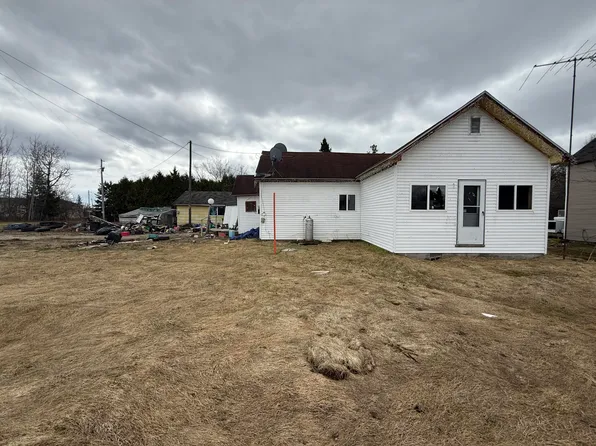 1955 Louis St, Moran, MI 49760