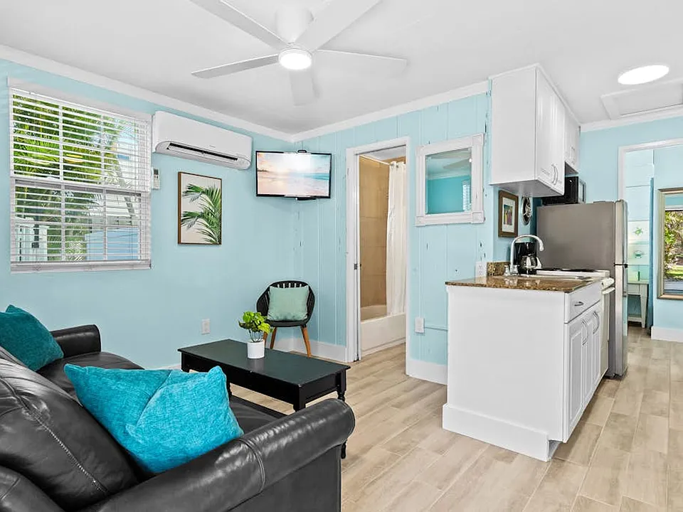 60 Avenida Veneccia ID1591521P #ID1591521P