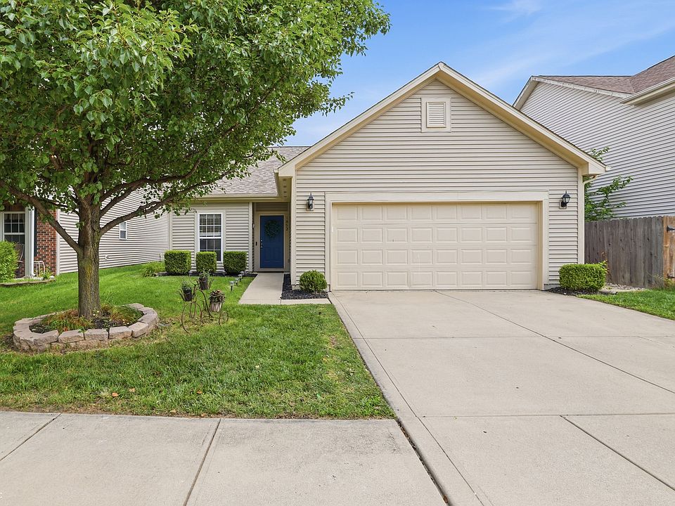 1st image of 1052 Lichfield Ln