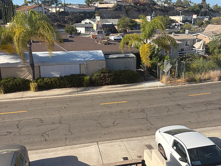 7033 Boulevard Dr #10 — Photo 8