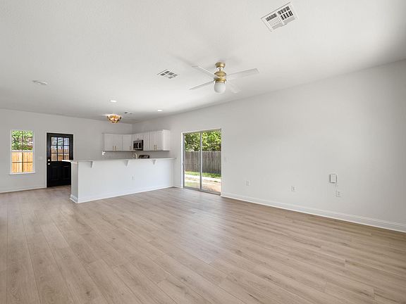 2nd image of 5408 Downs Dr