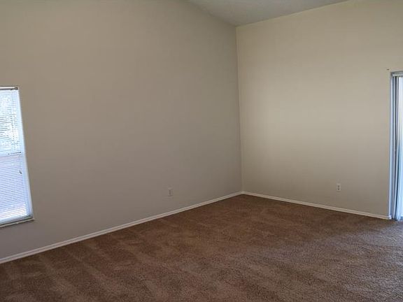 4th image of 1134 Juniper Ct