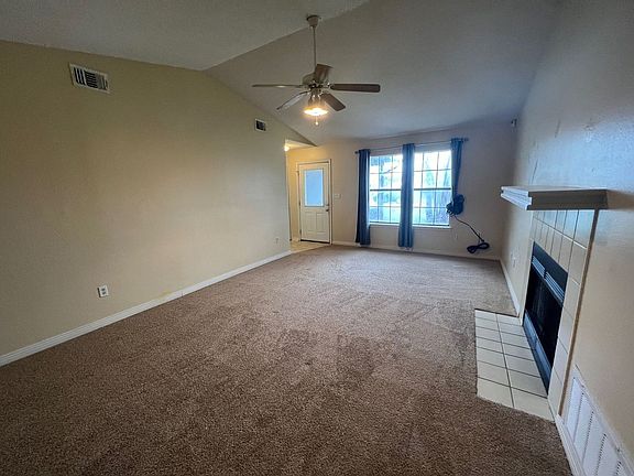 3rd image of 800 Christian Dr