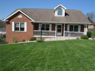 212 Elm Dr, Mount Pleasant, PA 15666