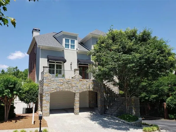 1096 Fairway Ests NE, Atlanta, GA 30319