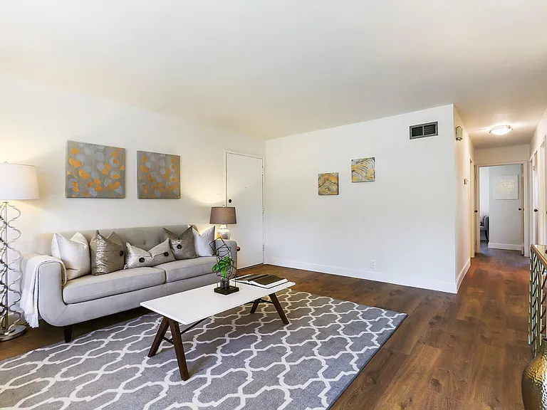 177 Marbly Ave — Photo 3