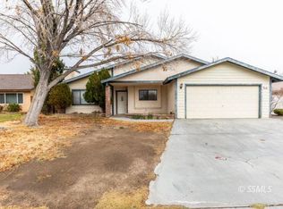 320 E Upjohn Ave, Ridgecrest, CA 93555