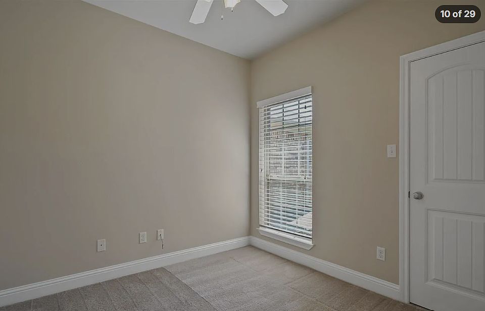1st image of 600 Spencer Ln
