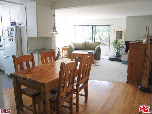 3rd image of 12957 Bonaparte Ave APT 2