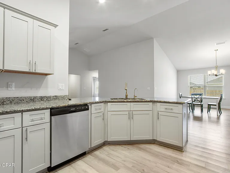 11528 Poston Rd — Photo 6