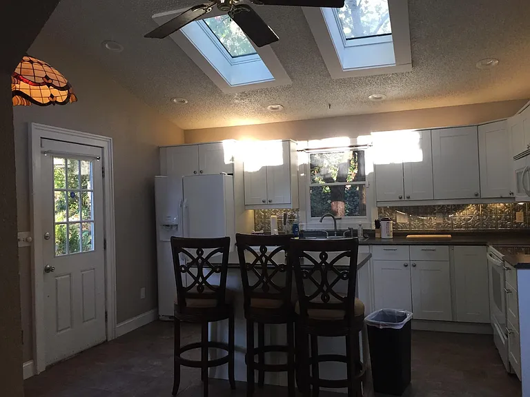 302 Seneca Blvd — Photo 11