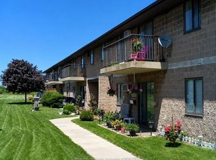 11822 Tecumseh Rd E #105, Tecumseh, ON N8N1L7