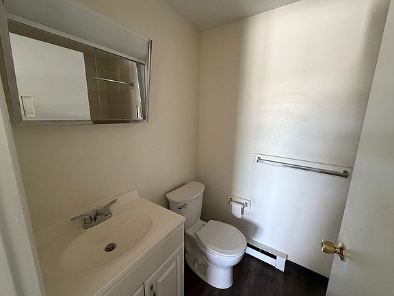 5th image of 261 Pine St APT 46
