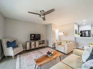 1001 Churchill Downs Ct APT A, Charlotte, NC