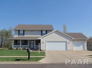 1421 Kelsey St, Washington, IL