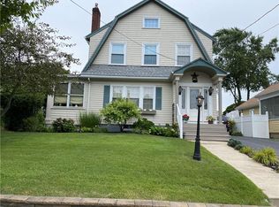 134 Grace St, Cranston, RI 02910