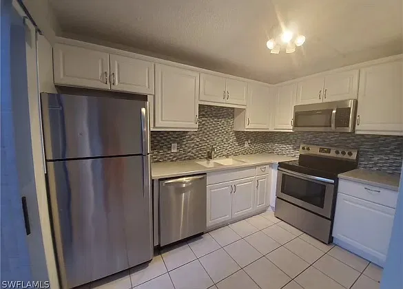 2 bed, $1,000 — Photo 2