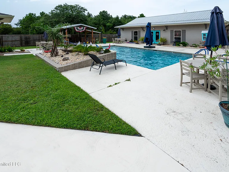 8 Oak Alley Ln — Photo 22