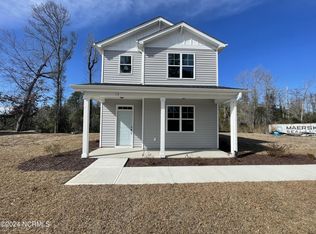 17 Little Creek Rd, Castle Hayne, NC 28429