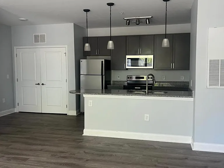 22 Wedgefield Dr #203 — Photo 3