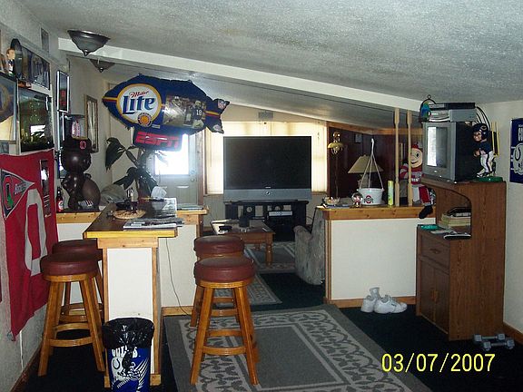 Family room 18x37
