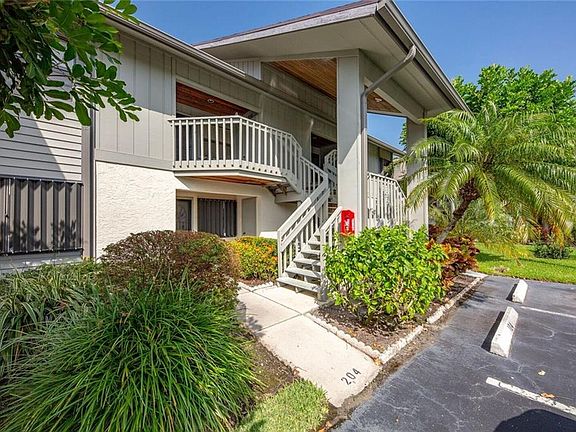 4th image of 6275 SE Charleston Pl APT 204