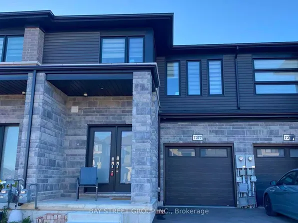 7377 Marvel Dr, Niagara Falls, ON L2H 3K1