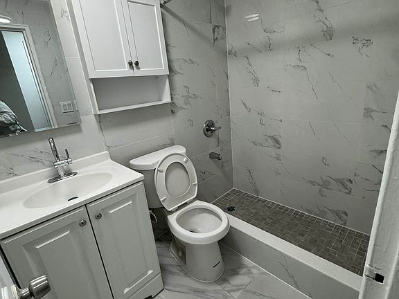5th image of 8878 17th Ave Floor 1