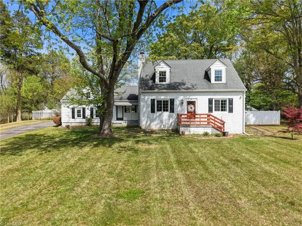 50 Carter Cir, Winston Salem, NC 27106