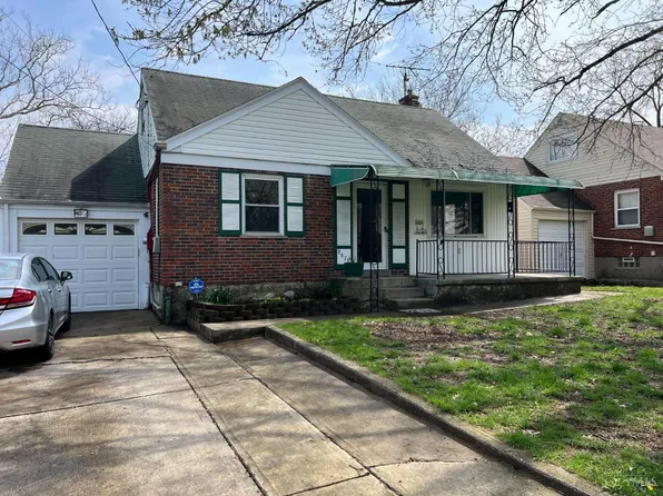 8678 Monsanto Dr, Cincinnati, OH 45231