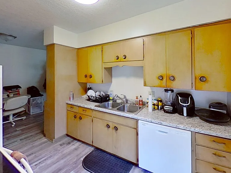 4132 39th Pl — Photo 11